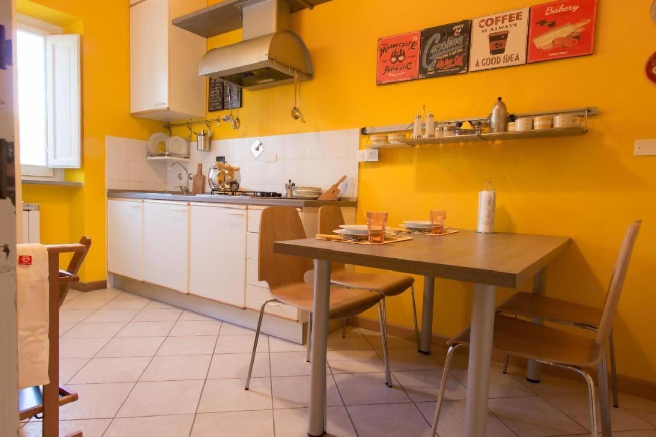 La Stazione Per Dormire Guest House San Piero a Sieve Buitenkant foto
