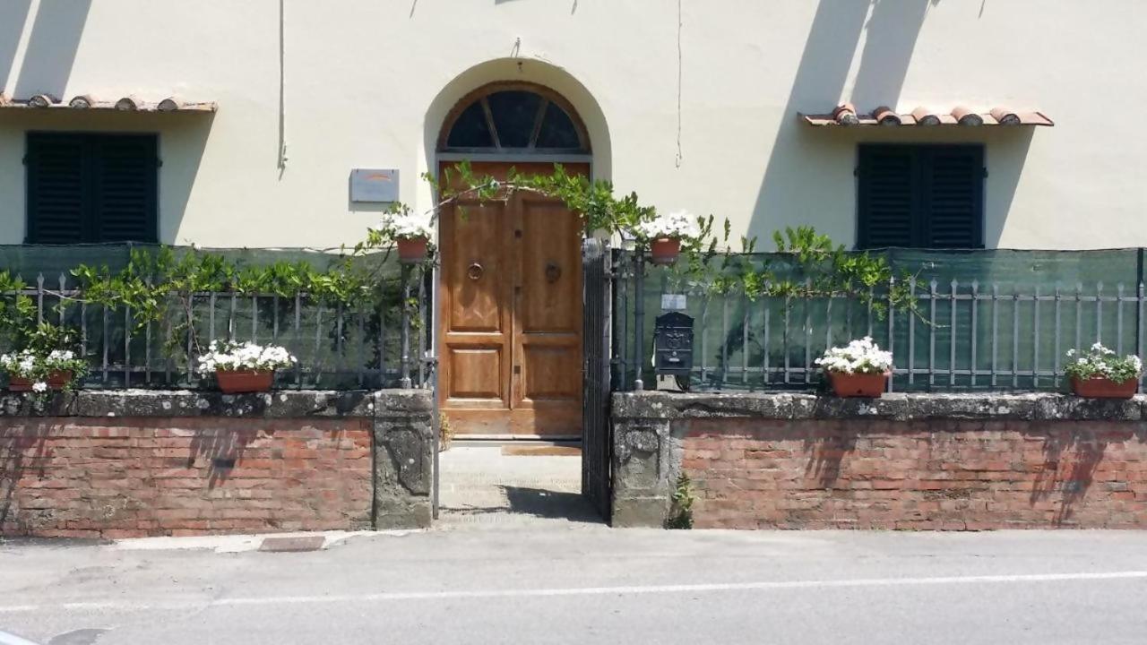 La Stazione Per Dormire Guest House San Piero a Sieve Buitenkant foto