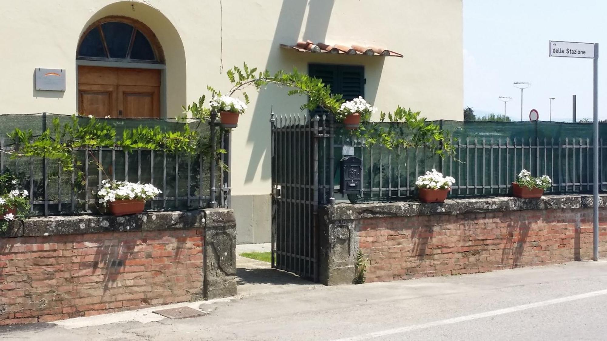 La Stazione Per Dormire Guest House San Piero a Sieve Kamer foto